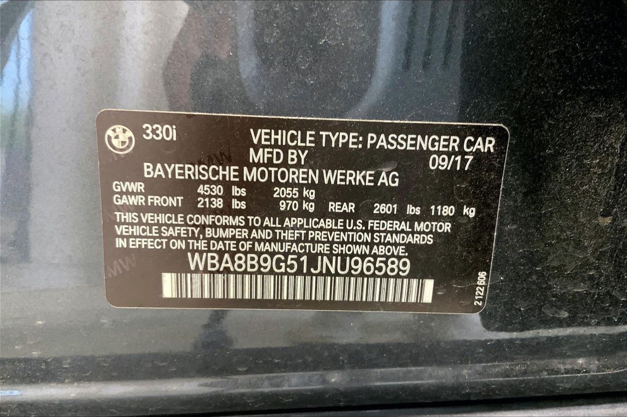 Used 2018 BMW 330i Sedan RWD image 8