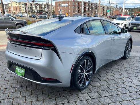 New 2026 Toyota Prius XLE image 5