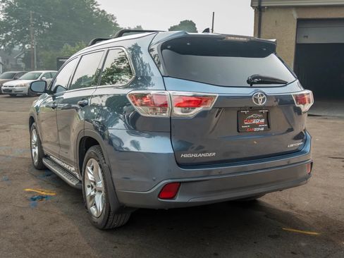 Used 2015 Toyota Highlander Limited Platinum AWD/4WD image 8
