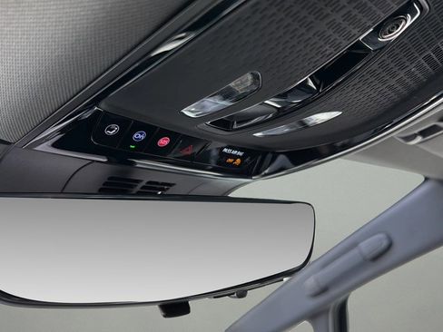 Certified 2025 Cadillac Optiq Sport 2 image 23