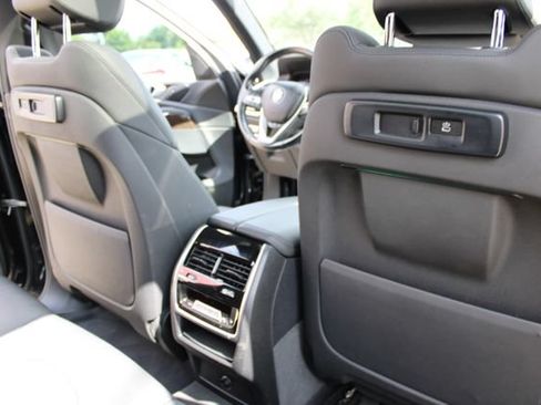 Used 2019 BMW X5 xDrive40i w/ Convenience Package AWD/4WD image 53
