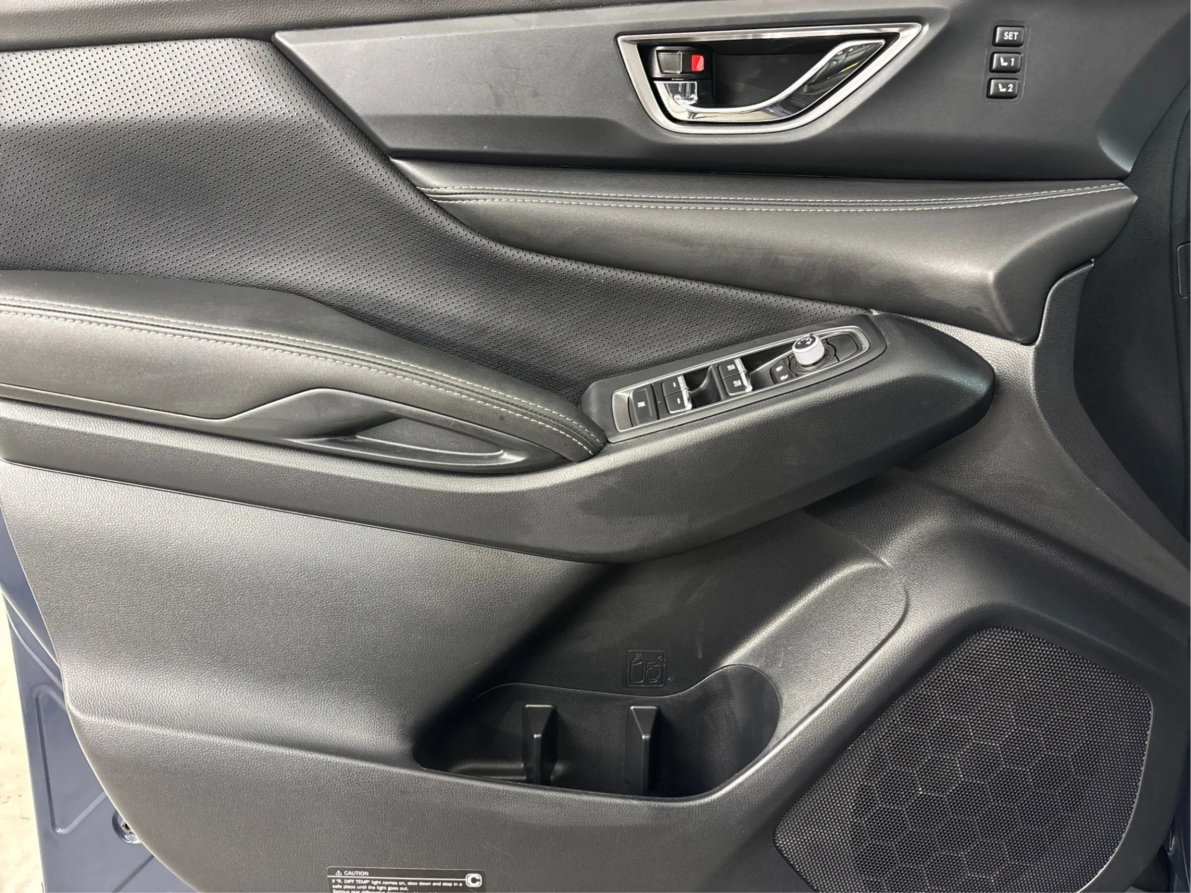 Used 2023 Subaru Ascent Limited AWD/4WD image 25