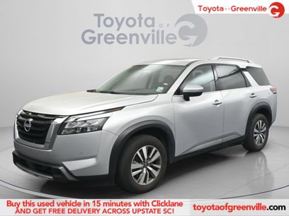 Used 2025 Nissan Pathfinder SL