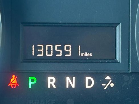 Used 2018 Dodge Grand Caravan SXT w/ Driver Convenience Group image 15