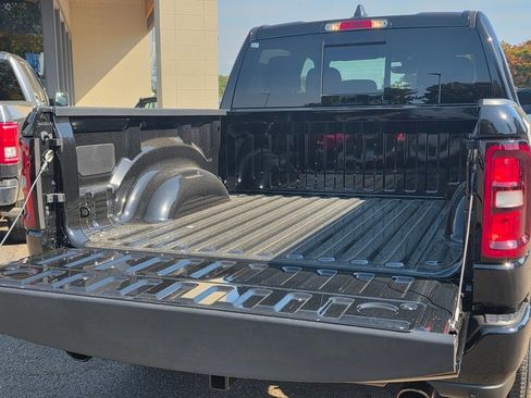 New 2025 RAM 1500 Big Horn image 28