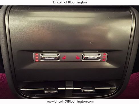 New 2024 Lincoln Nautilus Reserve w/ Equipment Group 202A image 57