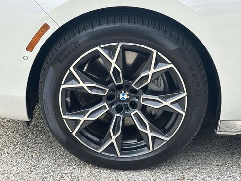 Certified 2025 BMW i7 xDrive60 image 14