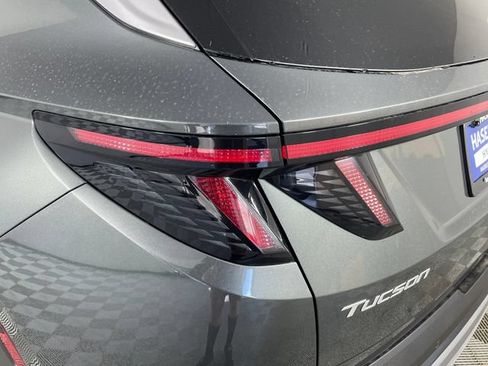 New 2026 Hyundai Tucson Limited AWD/4WD image 18