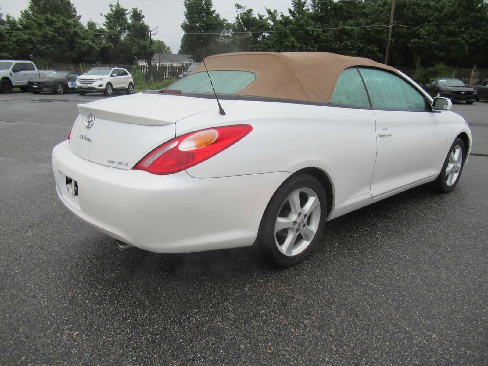 Used 2005 Toyota Solara SLE FWD image 5