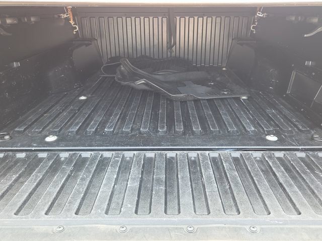 Used 2023 Toyota Tacoma SR5 w/ SR5 Appearance Package RWD image 16