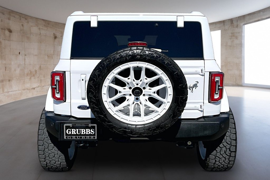 Used 2025 Ford Bronco Outer Banks AWD/4WD image 5