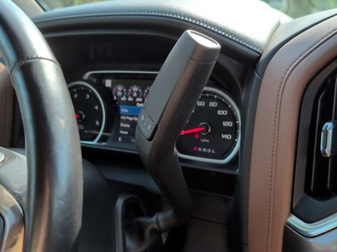Used 2020 Chevrolet Silverado 3500 High Country w/ Z71 Off-Road Package AWD/4WD image 24