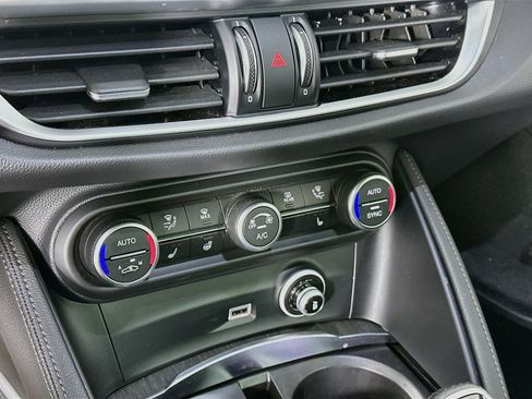 Used 2022 Alfa Romeo Stelvio Ti w/ Active Assist Plus Package AWD/4WD image 23