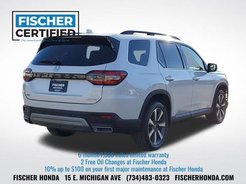 Used 2023 Honda Pilot Elite image 3