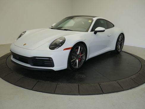 Certified 2020 Porsche 911 Carrera 4S AWD/4WD image 1