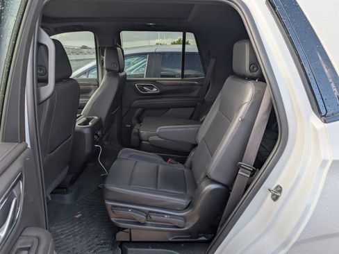 Used 2022 Chevrolet Tahoe Z71 w/ Luxury Package image 11