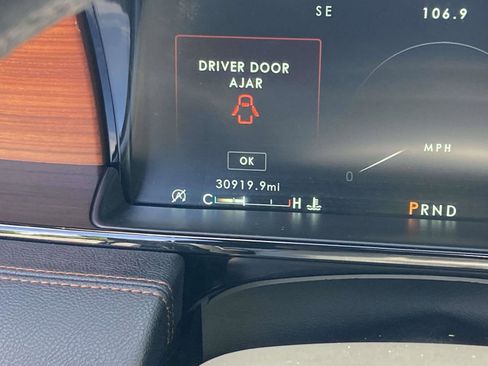Used 2019 Lincoln Navigator Reserve AWD/4WD image 35
