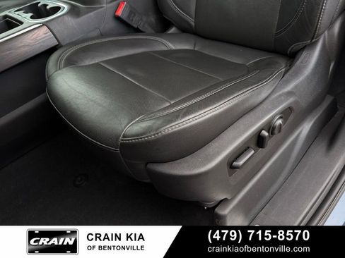 Used 2019 GMC Sierra 1500 SLT w/ SLT Premium Plus Package AWD/4WD image 22