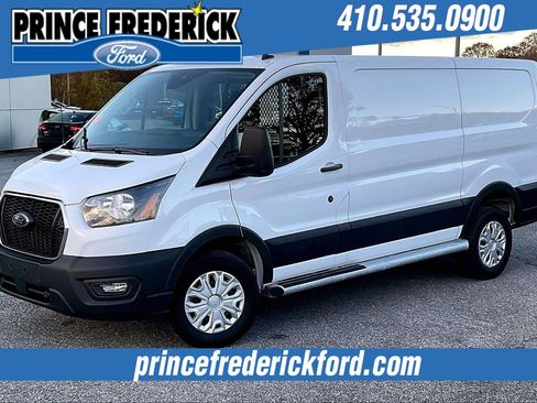Used 2024 Ford Transit 250 Low Roof w/ Exterior Upgrade Package image 3