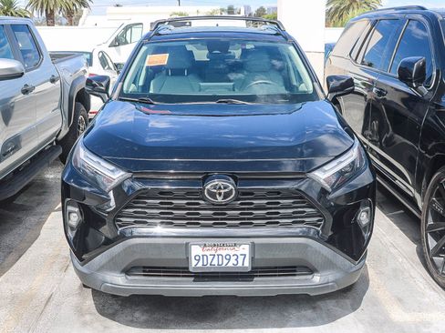Used 2022 Toyota RAV4 XLE Premium FWD image 3