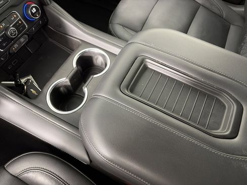 Used 2021 Chevrolet Tahoe Z71 image 22