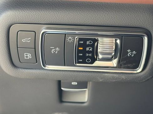New 2026 Lincoln Nautilus Reserve AWD/4WD image 34