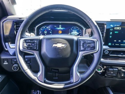 Used 2023 Chevrolet Silverado 1500 LT image 15