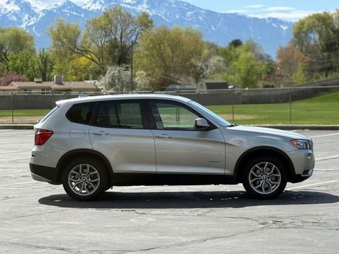 Used 2013 BMW X3 xDrive28i image 4
