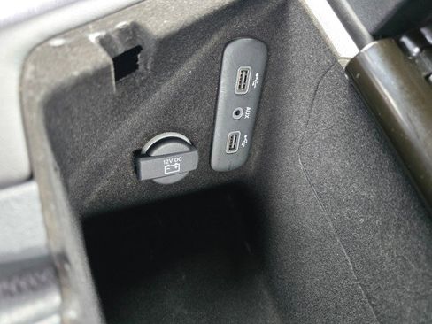 Used 2017 Dodge Challenger SXT w/ Sound Group image 34