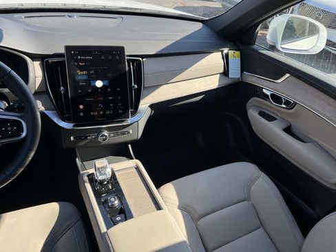 New 2026 Volvo XC90 B6 Plus image 15
