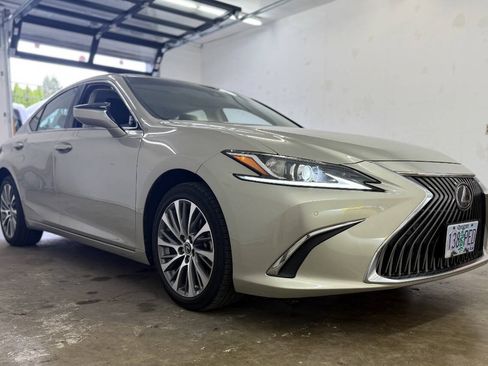 Used 2021 Lexus ES 250 w/ Premium Package AWD/4WD image 6