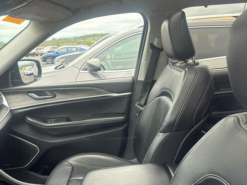 Used 2021 Jeep Grand Cherokee L Limited w/ Luxury Tech Group II AWD/4WD image 3