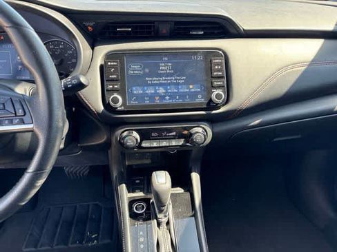Used 2024 Nissan Kicks SR FWD image 20