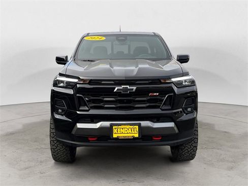 Used 2024 Chevrolet Colorado Z71 w/ Z71 Convenience Package 2 image 2