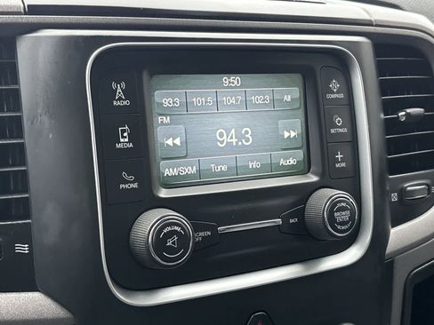 Used 2016 RAM 2500 Tradesman w/ Chrome Appearance Group image 16