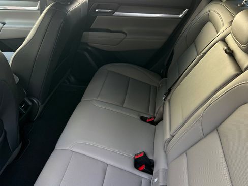 New 2026 GMC Terrain Elevation w/ Elevation Premium Package AWD/4WD image 10