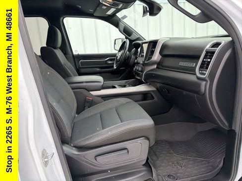 Used 2021 RAM 1500 Big Horn AWD/4WD image 36