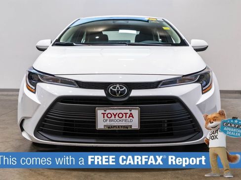 Used 2024 Toyota Corolla LE FWD image 2