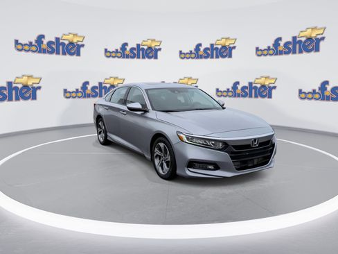 Used 2019 Honda Accord EX image 2