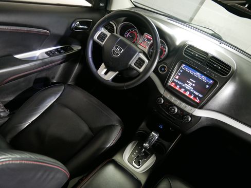 Used 2017 Dodge Journey GT w/ Driver Convenience Group AWD/4WD image 9