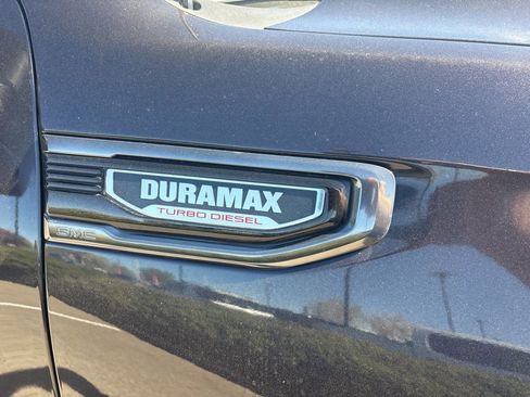 Used 2022 GMC Sierra 1500 AT4 image 7