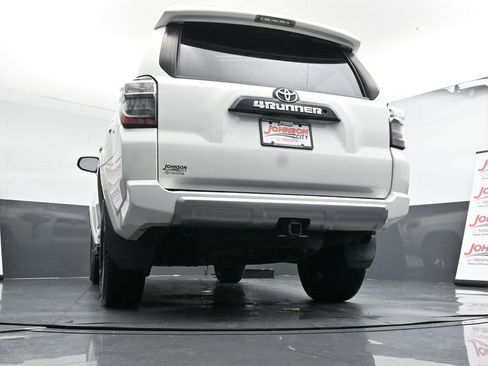Used 2019 Toyota 4Runner TRD Off-Road image 36