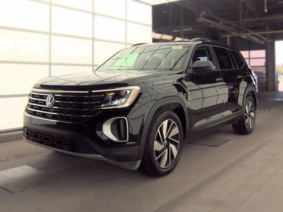 Used 2025 Volkswagen Atlas SE