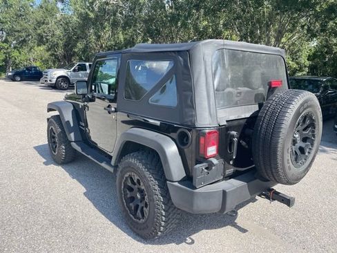 Used 2017 Jeep Wrangler Sport w/ Quick Order Package 24S AWD/4WD image 4
