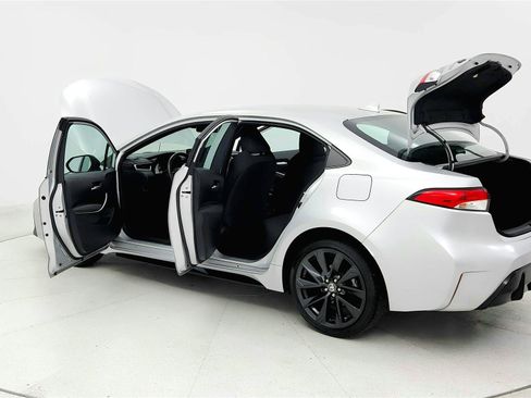Used 2023 Toyota Corolla SE FWD image 10