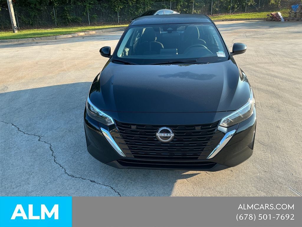 Used 2024 Nissan Sentra SV FWD image 2