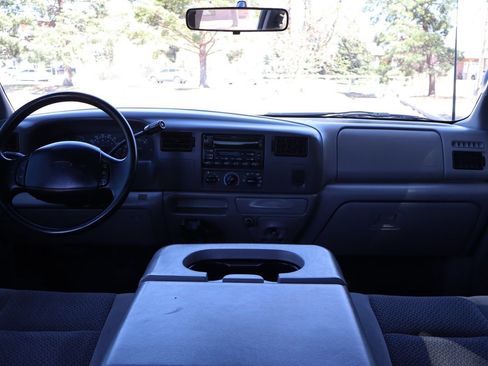 Used 2001 Ford F250 XL AWD/4WD image 16