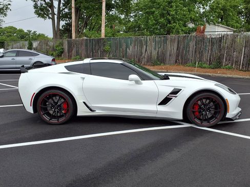 Used 2017 Chevrolet Corvette Grand Sport RWD image 2