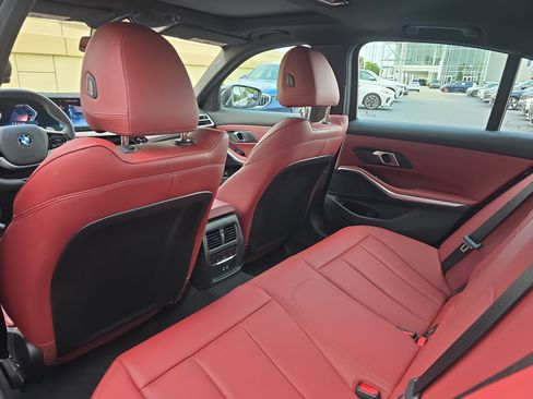 Used 2025 BMW 330i Sedan RWD image 10