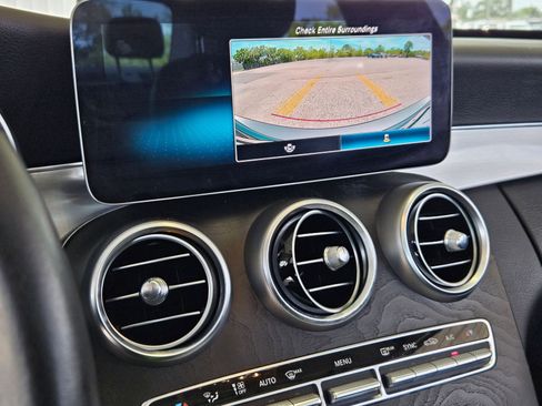 Used 2019 Mercedes-Benz C 300 Sedan image 17